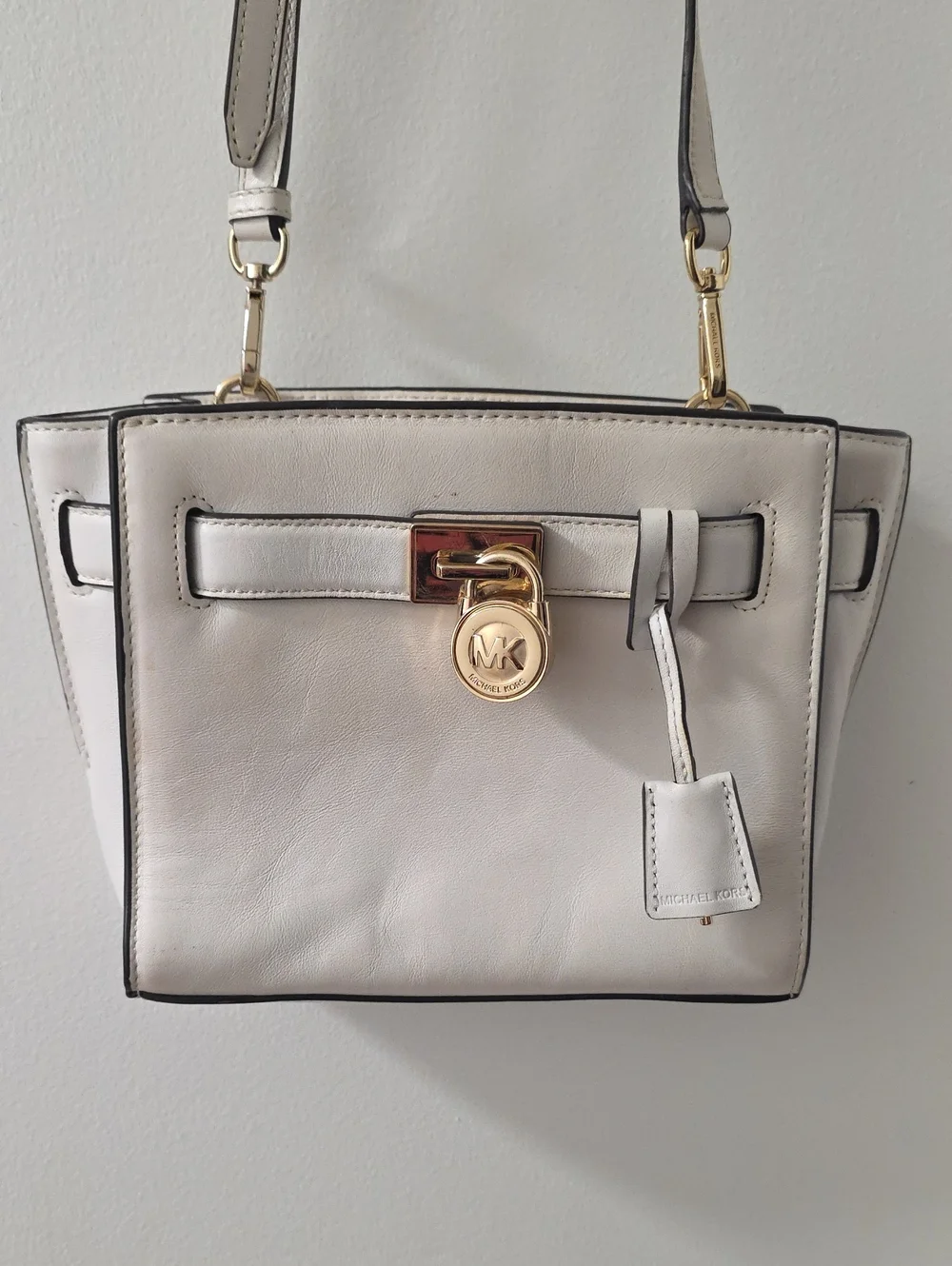 Michael Kors Hamilton Crossbody White Leather Gold Hardware Excellent Condition